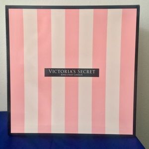 Victoria’s Secret Gift Box / VS Storage Box
